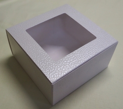 Krabička na cukroví - Bílá 12 cm / vzor kůže