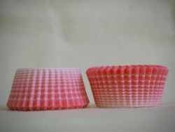 Cukrářské košíčky bílo - růžové 30 x 18 mm