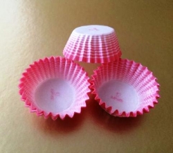 Cukrářské košíčky bílo-růžové 30 x 18 mm