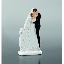 Figurka novomanželé - V objetí 13 cm